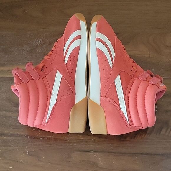 NEW Reebok Women’s 6.5 Freestyle Hi Shoes Sneakers Suede Leather Coral Orange - Picture 7 of 12